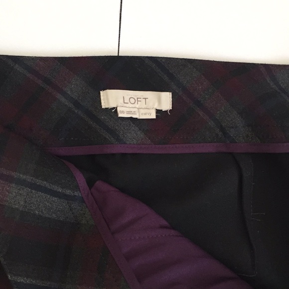 Loft - Plaid Mini Skirt - Perfect Fall staple! - Picture 5 of 5